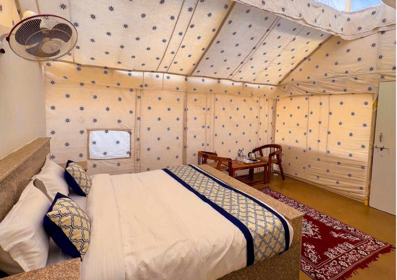 Ozaki Desert Camp & Resort Džaisalmér Exteriér fotografie